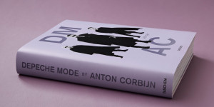 Beitragsbild des Blogbeitrags Depeche Mode by Anton Corbijn – Buchvorstellung 