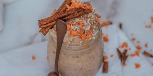 Beitragsbild des Blogbeitrags Overnight oats with yoghurt and carrots