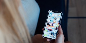 Beitragsbild des Blogbeitrags Digital minimalism – use social media mindfully
