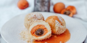 Beitragsbild des Blogbeitrags Die besten Marillenknödel mit Kartoffelteig