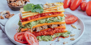 Beitragsbild des Blogbeitrags Vegane Lasagne roh und low carb