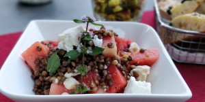 Beitragsbild des Blogbeitrags Melonen-Linsen-Salat mit Feta