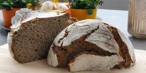 Beitragsbild des Blogbeitrags Alpenbrot-„Roger“ {Sauerteigbrot}