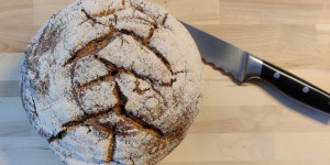 Beitragsbild des Blogbeitrags Körner-Weizenmischbrot [Sauerteigbrot}