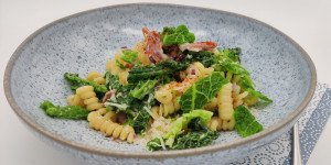 Beitragsbild des Blogbeitrags Fusilli mit Senf-Kohl und Speck 