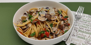 Beitragsbild des Blogbeitrags Spaghetti alle vongole e pomodorini 