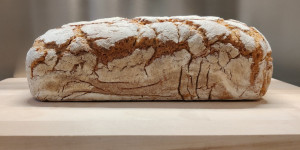 Beitragsbild des Blogbeitrags Burgenländer {Sauerteigbrot}
