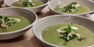 Beitragsbild des Blogbeitrags „Grüne-Göttin“ Suppe