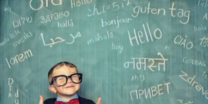 Beitragsbild des Blogbeitrags Keith Chen: Wie deine Sprache deine Fähigkeiten zu Sparen beeinflusst (TED Talk) 