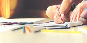 Beitragsbild des Blogbeitrags Geld spielerisch verstehen! So einfach ist Finanzbildung (inklusive kostenlosem Workbook für Kinder) 