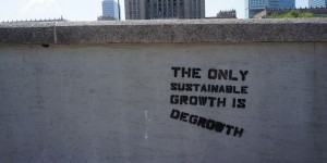 Beitragsbild des Blogbeitrags Degrowth it: Schrumpfen wir uns gesund 