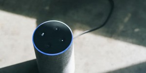 Beitragsbild des Blogbeitrags Alexa Skill Tutorial: so erstellst du ein Blogcast mit Amazon Alexa Skill Blueprints 