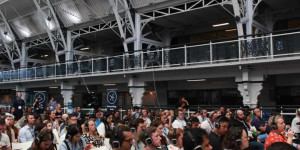 Beitragsbild des Blogbeitrags Komm mit uns zum Digital Marketing World Forum Amsterdam, 21.-22. November 2023