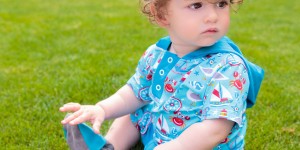Beitragsbild des Blogbeitrags Mitwachsende Kinderkleidung – trendig und praktisch
