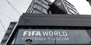 Beitragsbild des Blogbeitrags Fußball und Football News auf Reisen – der Premieren-Post: das FIFA World Football Museum in Zürich