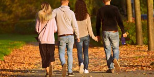 Beitragsbild des Blogbeitrags Bitte geh! Warum du öfter spazieren solltest
