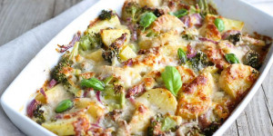Beitragsbild des Blogbeitrags Schmackhafter Kartoffelauflauf mit Zucchini
