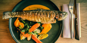 Beitragsbild des Blogbeitrags Würzig und saftig: heimische Forellen vom Grill