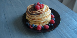 Beitragsbild des Blogbeitrags Fluffige Pancakes mit regionalen Eiern
