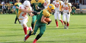 Beitragsbild des Blogbeitrags Erster Saisonsieg für die Rhinos U18 