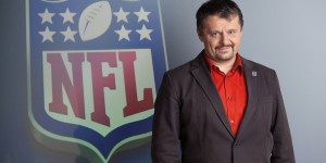 Beitragsbild des Blogbeitrags KURIER Podcast: Spielt die NFL mit dem Feuer, Walter Reiterer? 