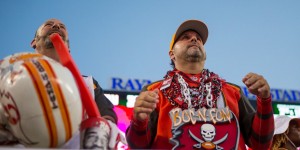 Beitragsbild des Blogbeitrags NFL auf PULS 4 und PULS 24: Buccaneers-Panthers & Chargers-Chiefs am Sonntag ab 18:55 live