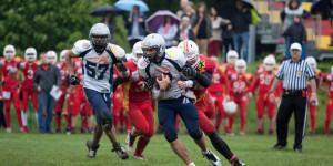 Beitragsbild des Blogbeitrags Division 1-LIVE: St. Pölten Invaders vs. Steelsharks Traun 