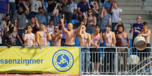 Beitragsbild des Blogbeitrags Die Warte ist nur dem Fußball heilig