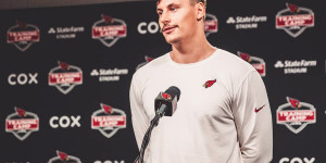 Beitragsbild des Blogbeitrags NFL Pre-Season: Auf Bernhard Seikovits wartet das nächste Spiel mit den Arizona Cardinals 