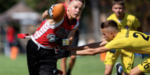 Beitragsbild des Blogbeitrags Erster Spieltag der Jugend Flag Football EM