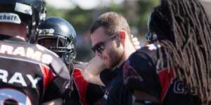 Beitragsbild des Blogbeitrags Dragons wollen mit neuem Head Coach nach der Austrian Bowl greifen