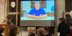Beitragsbild des Blogbeitrags Bernhard Raimann ist Wiener Sportler des Jahres