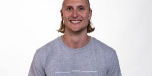 Beitragsbild des Blogbeitrags Top-Receiver kommt „hoam“: Munich Ravens holen Lorenz Regler