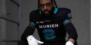 Beitragsbild des Blogbeitrags US-Legionär mit NFL-Erfahrung bleibt in München