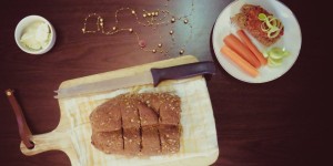 Beitragsbild des Blogbeitrags Roggenbrot mit kräftiger Gewürznote 