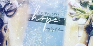Beitragsbild des Blogbeitrags (Rezension – Werbung) EXTENDED hope: Hayley & Aaron von Sarah Saxx 