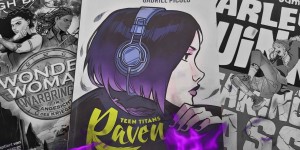 Beitragsbild des Blogbeitrags (Rezension – Werbung) Teen Titans: Raven – Auf der Suche von Kami Garcia