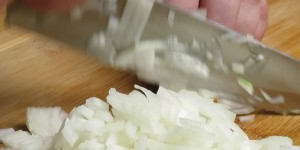 Beitragsbild des Blogbeitrags Basis Schneidetechniken für die Küche 