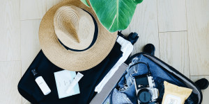 Beitragsbild des Blogbeitrags Checkliste-Reiseapotheke: Das sollte mit in den Urlaub