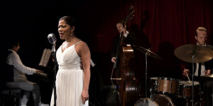 Beitragsbild des Blogbeitrags Vienna Theatre Project im Theater Drachengasse: Kraftvolles Porträt einer Unbändigen