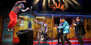 Beitragsbild des Blogbeitrags Wiener Metropol: „Million Dollar Quartet“ als kraftvoll-musikalisches Zeitdokument