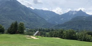 Beitragsbild des Blogbeitrags Salzkammergut Golfclub – Retro-Golf um die Ecke von Bad Ischl