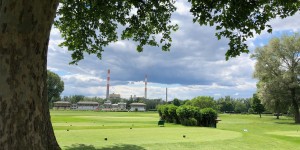 Beitragsbild des Blogbeitrags Golf Club Wien: wahrlich eine Freude(nau) – Linksgolf-Feeling mitten im Wiener Prater