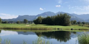 Beitragsbild des Blogbeitrags Frühherbst in Vorarlberg, Teil 3: GC Montfort-Rankweil – pure Eleganz an der Grenze zur Schweiz 