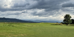 Beitragsbild des Blogbeitrags Elsass – Alsace Golf Links: Wind, Wolken, Gräser, Stille – pures, irisches Linkskurs-Golf im Osten Frankreichs 