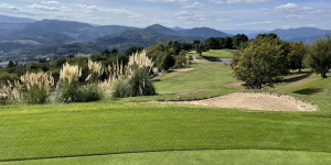 Beitragsbild des Blogbeitrags Golfen im Baskenland – Uraburu Golf: die genialen Wellen und Abgründe des José María Olazábal