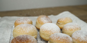Beitragsbild des Blogbeitrags Frische Krapfen: So schmeckt der Fasching