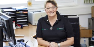Beitragsbild des Blogbeitrags Office Management – beruflicher Neustart in jedem Alter möglich!