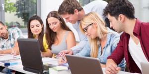 Beitragsbild des Blogbeitrags „Fachakademie Medieninformatik“ – endlich ein neuer Beruf!