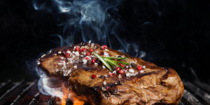 Beitragsbild des Blogbeitrags From Nose to Tail – 4-Haubenkoch Richard Rauch macht Appetit auf „ganze Tiere“